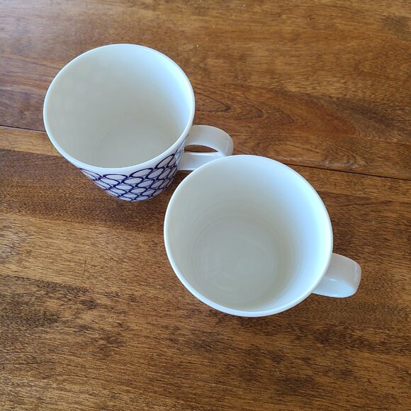 Two Royal Doulton mugs - Picture 4 of 6